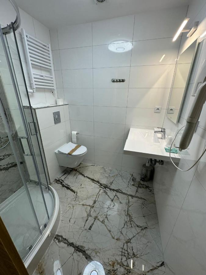 Hotel Kresowianka Konin  Extérieur photo