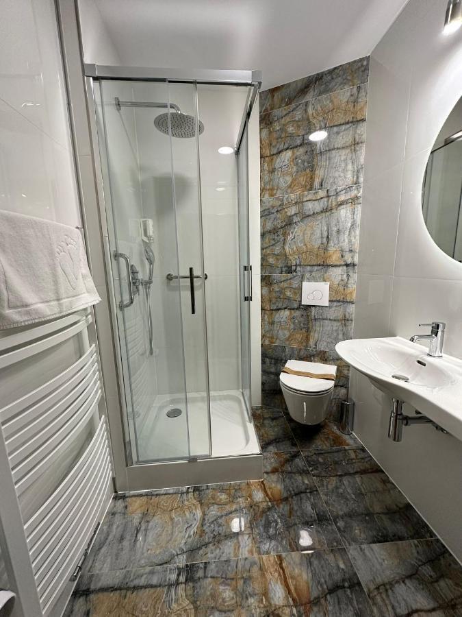 Hotel Kresowianka Konin  Extérieur photo