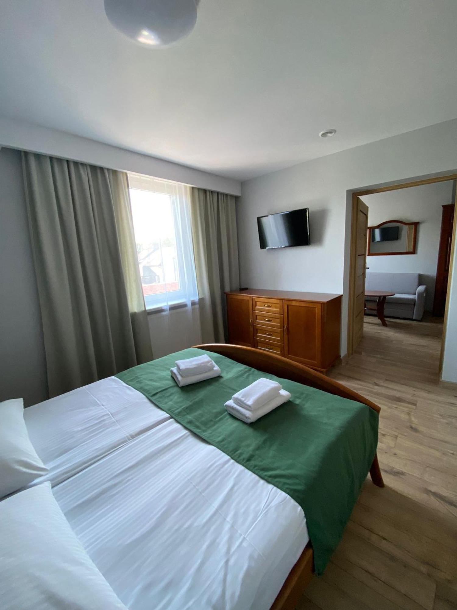 Hotel Kresowianka Konin  Extérieur photo