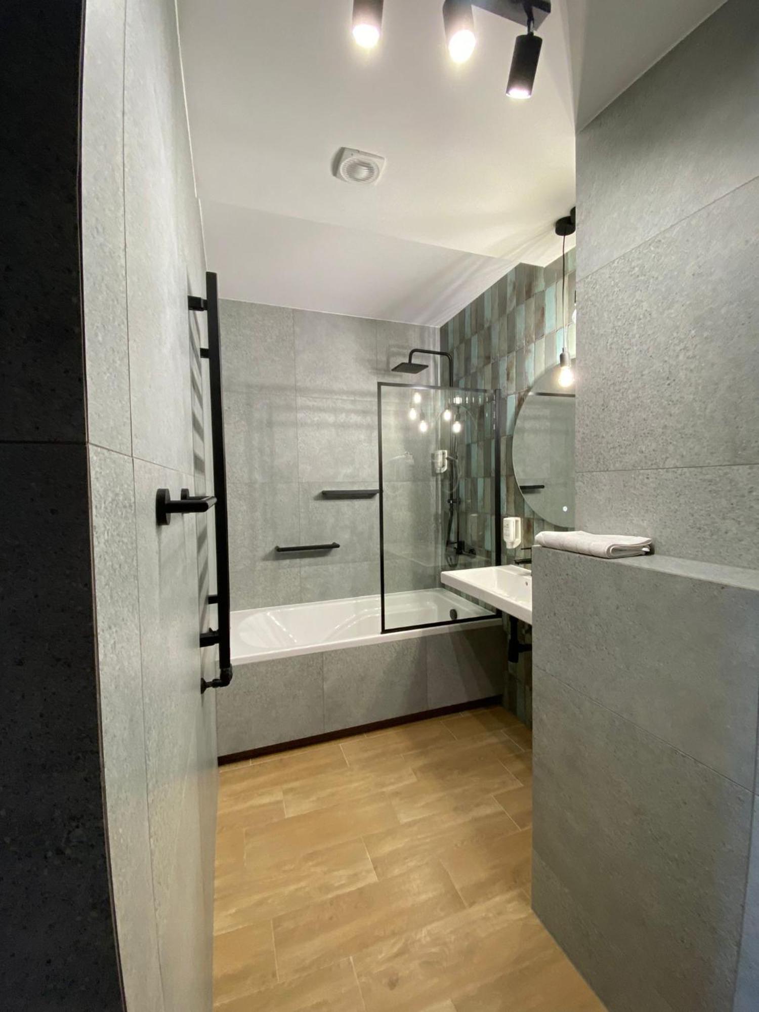 Hotel Kresowianka Konin  Extérieur photo